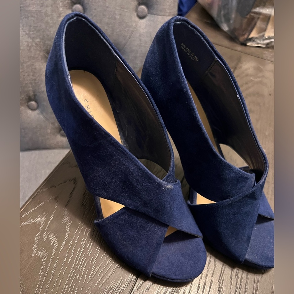 Elegant Chinese Laundry Blue Heels